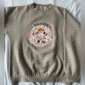 Vintage 90s Ellesse S/M boxy crew neck sweater RARE